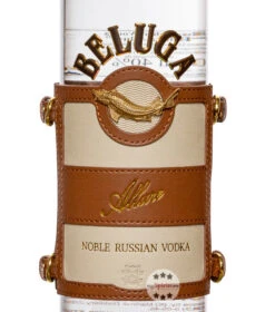 Beluga Vodka Geschenkset: Beluga Allure Vodka + 3 Shot-Gläser -Spirituosen Angebote Store beluga allure vodka geschenkset mit 3 glaesern 4